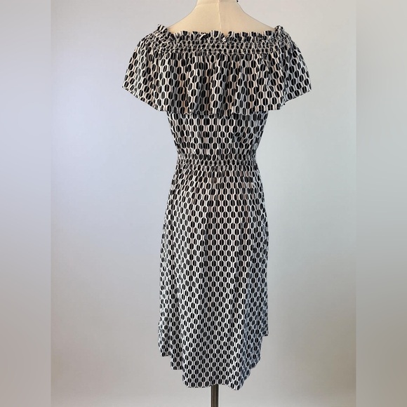 Kate Spade Black and White Geometric Print Off-Shoulder Midi Dress Size Small - Picture 7 of 7